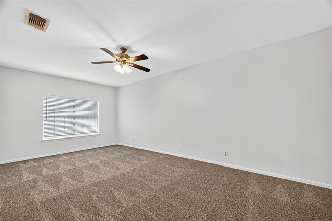 Building Photo - 7395 Regency Square Ct