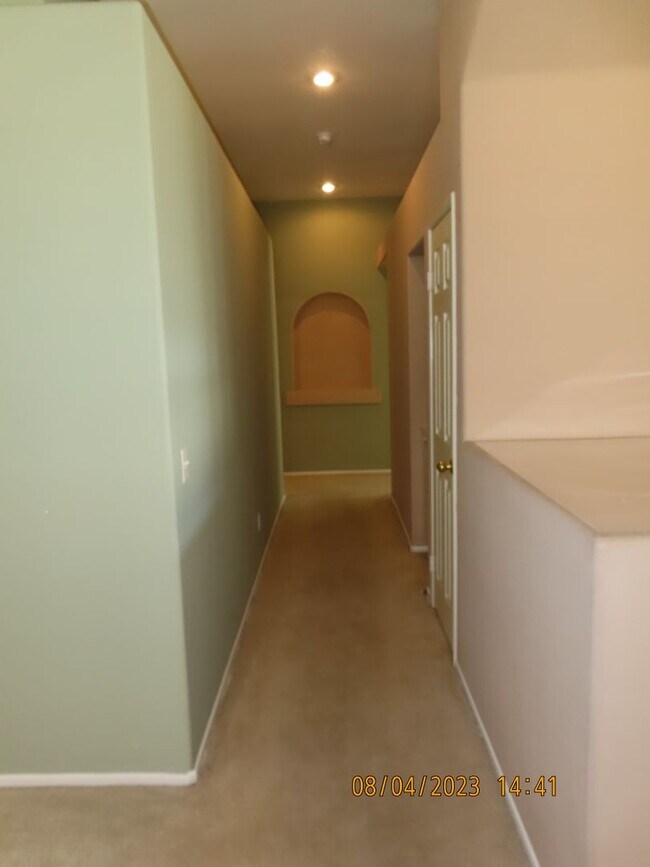 Building Photo - 35467 Marsh Ln