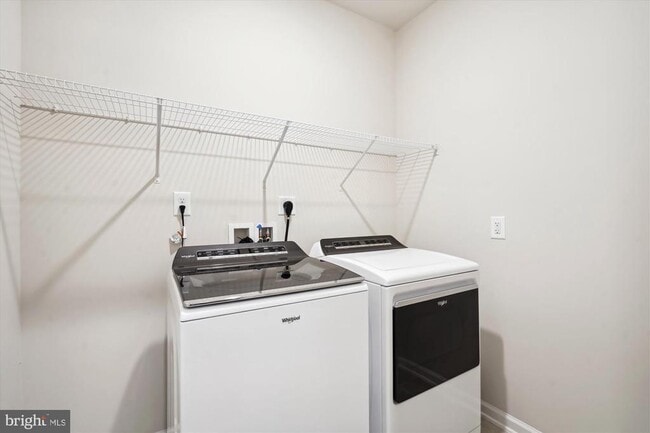 Building Photo - 21812 Hawksbill High Cir