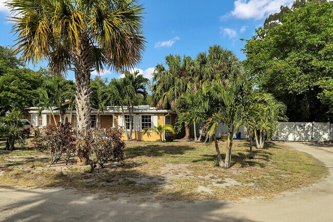 Building Photo - 3861 Wry Rd