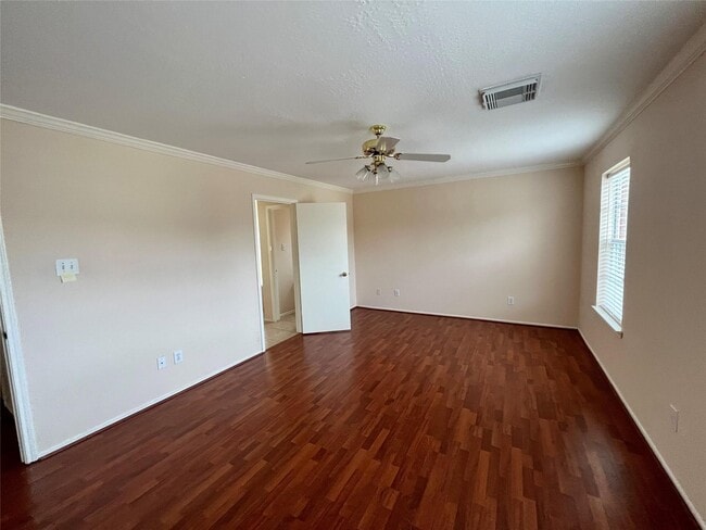 Building Photo - 2211 Ruffian Ln