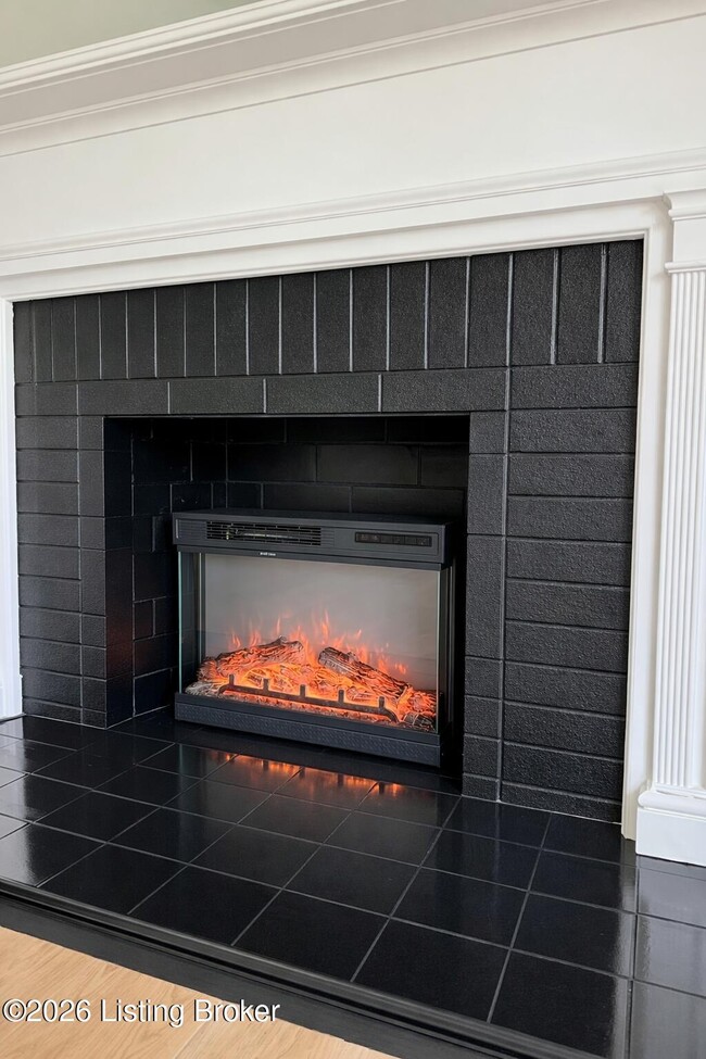 Building Photo - 5610 Haunz Ln