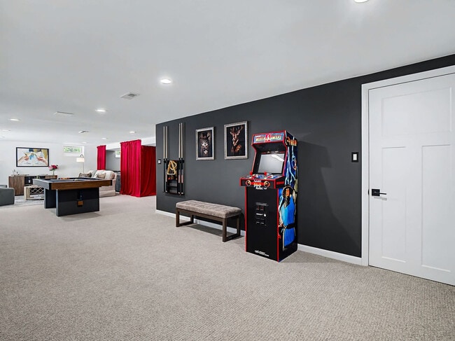 Building Photo - 28649 Jackson Rd