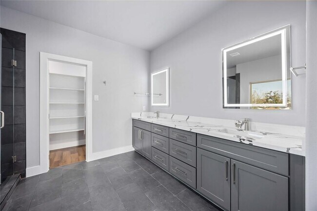 Building Photo - 6710 Letcher St