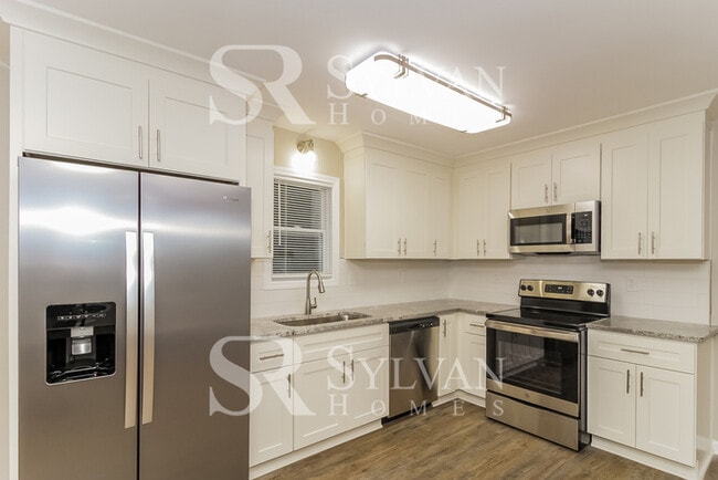 Building Photo - Living where You Love is Good for your Heart!