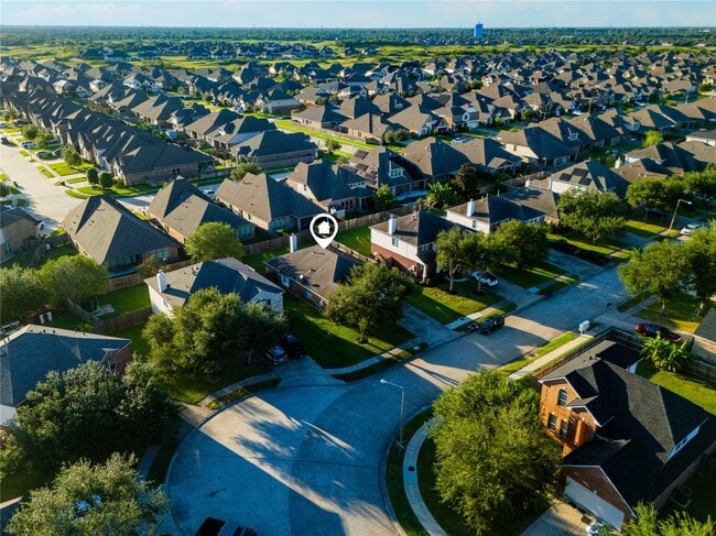 Building Photo - 2249 Waxwing Dr