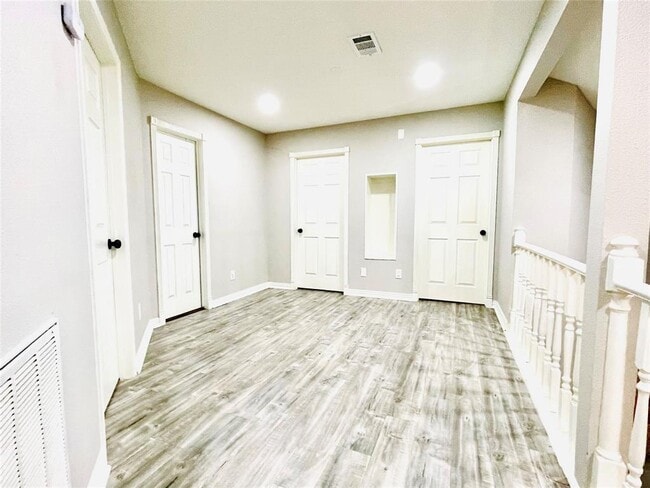 Building Photo - 16303 Napa Vine Dr