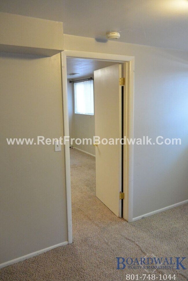 Building Photo - 1955-1957 S Foothill Dr