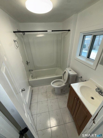 Building Photo - 172 Dekalb Ave