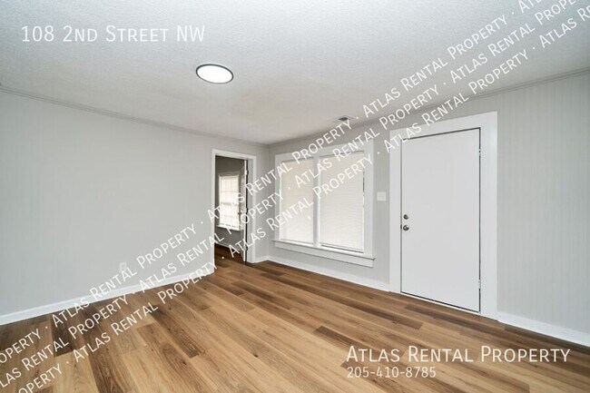 Building Photo - 108 2nd St NW
