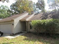 Building Photo - Contact Peggy  501 676 1758