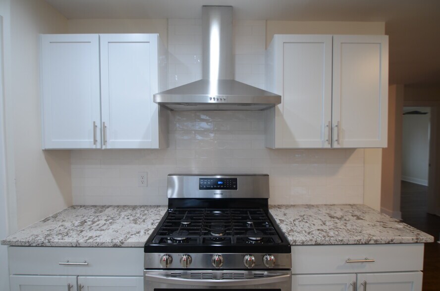 Building Photo - 7294 Chetbert Dr