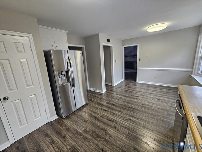 Building Photo - 517 Pleasanthill Dr