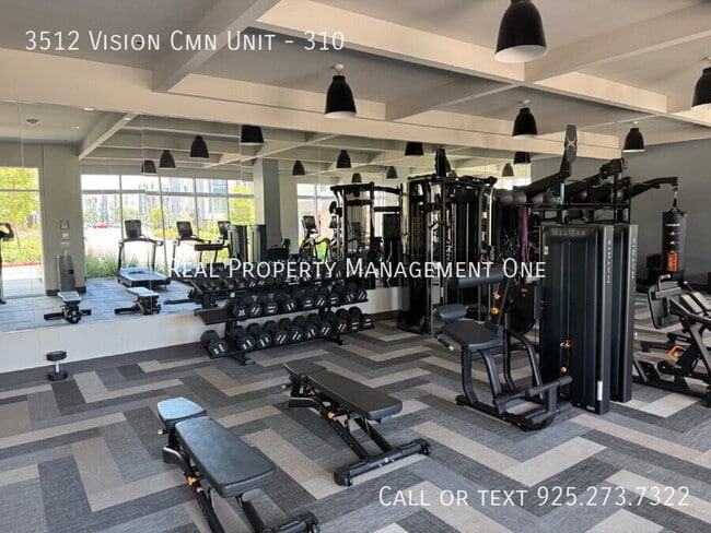 Building Photo - 3512 Vision Cmn