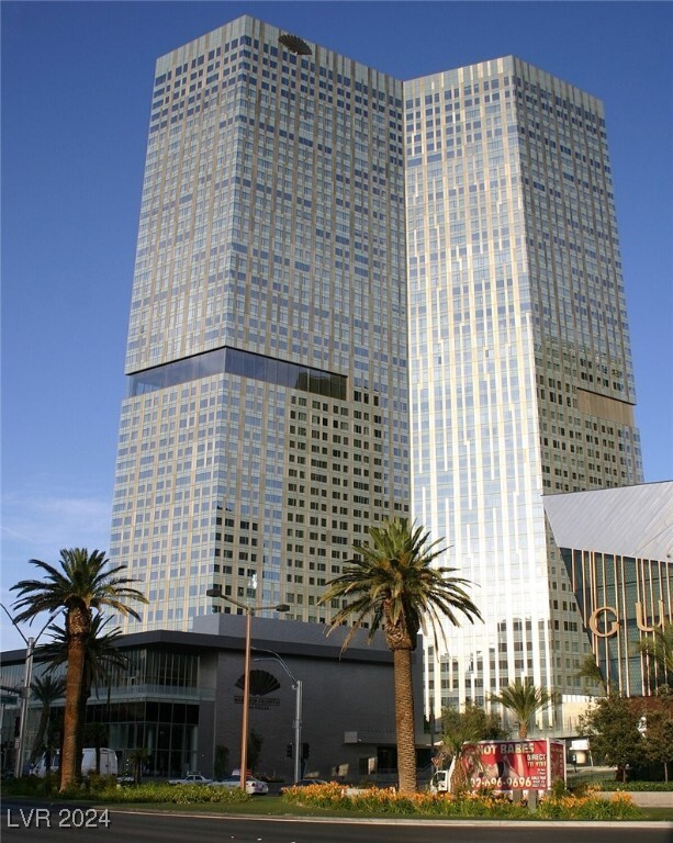 Building Photo - 3750 S Las Vegas Blvd