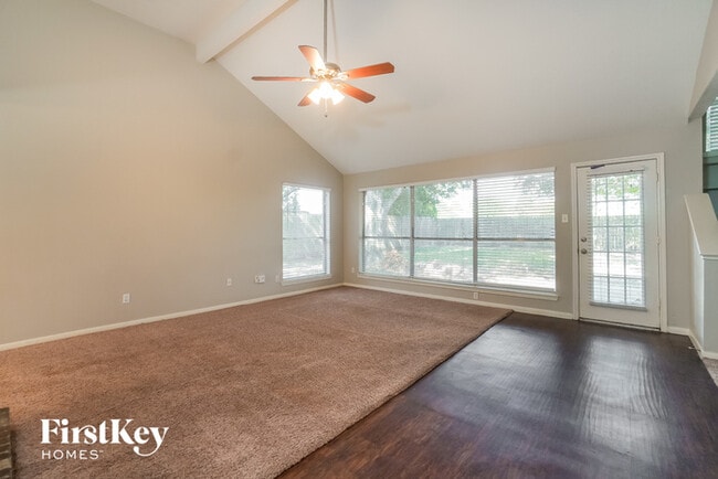 Building Photo - 17618 Garnercrest Dr