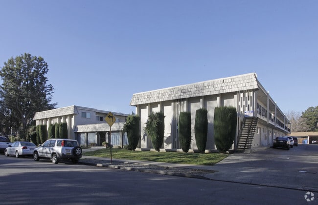 Building Photo - Manzanita Apartments