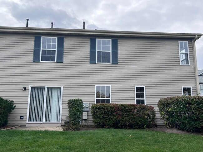 Building Photo - 1350 Orleans Dr