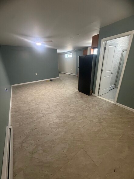 Building Photo - 14738 Springfield Ln