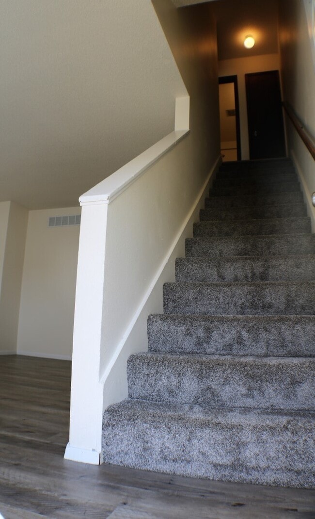 Building Photo - $1,600 | 2 Bedroom, 1 Bathroom Duplex | Pet Friendly* | Available for August 1st, 2026 Move In!