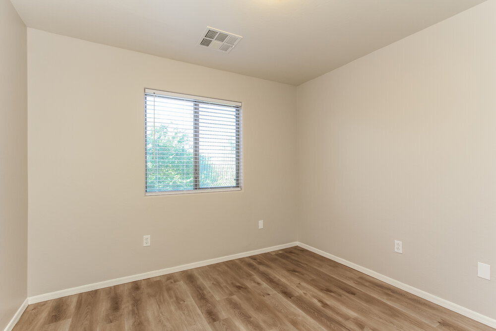 Building Photo - 9384 W Payson Rd