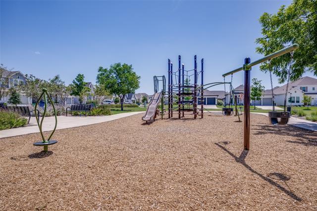 Building Photo - 1008 Redbrick Ln