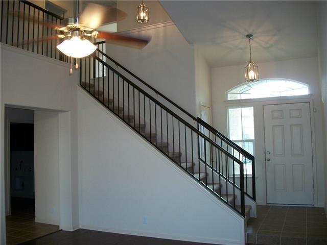 Building Photo - 2021 Nestlewood Dr