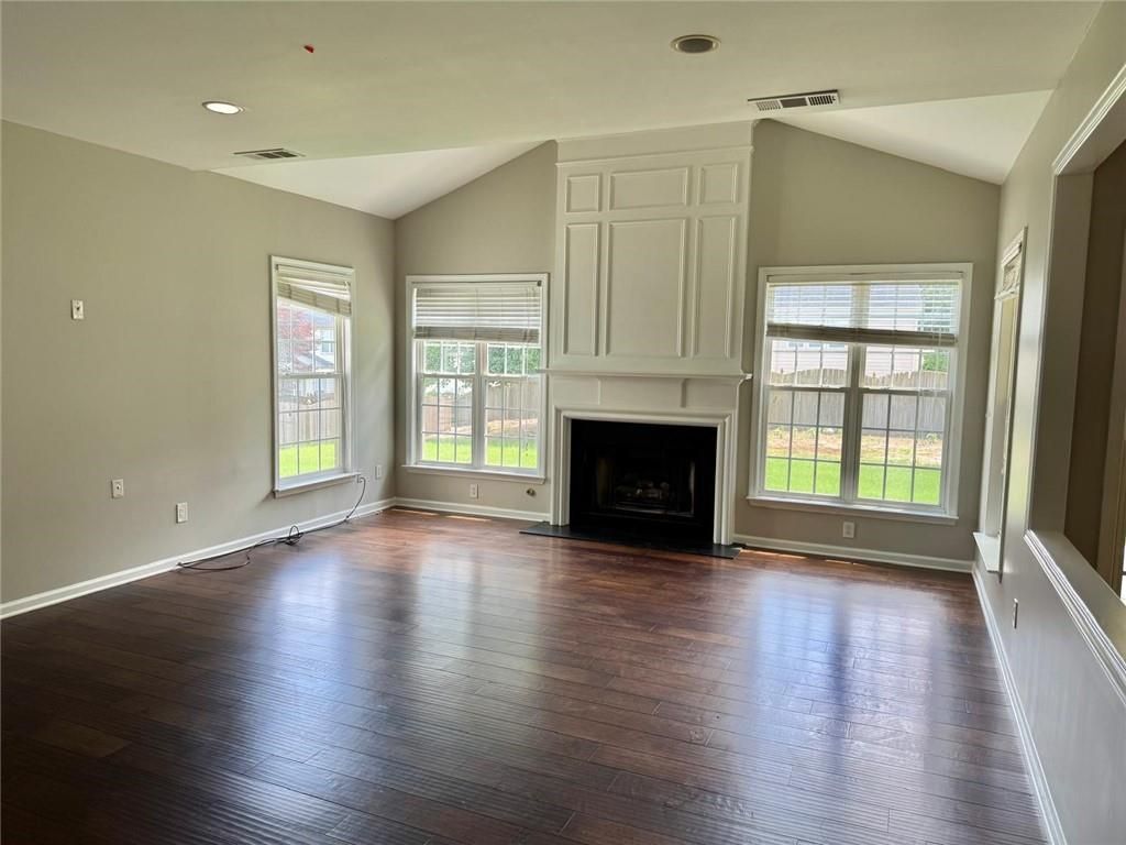 Building Photo - 230 Albrighton Ct