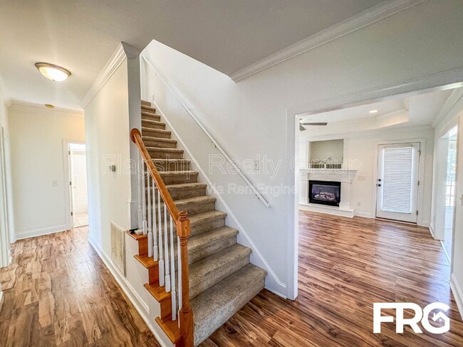 Building Photo - 2426 Pinetops Dr