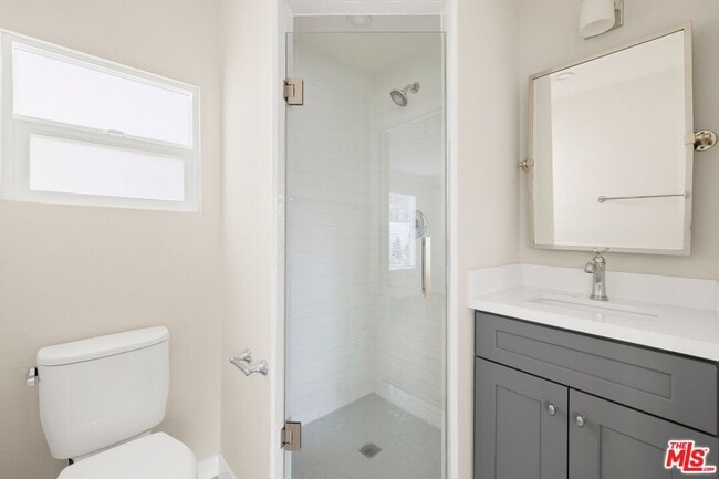 Building Photo - 1511 Selby Ave