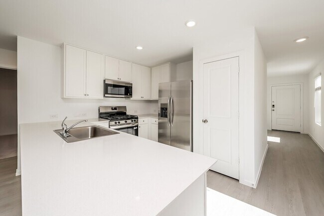 Building Photo - 1531 Crowson Rdg