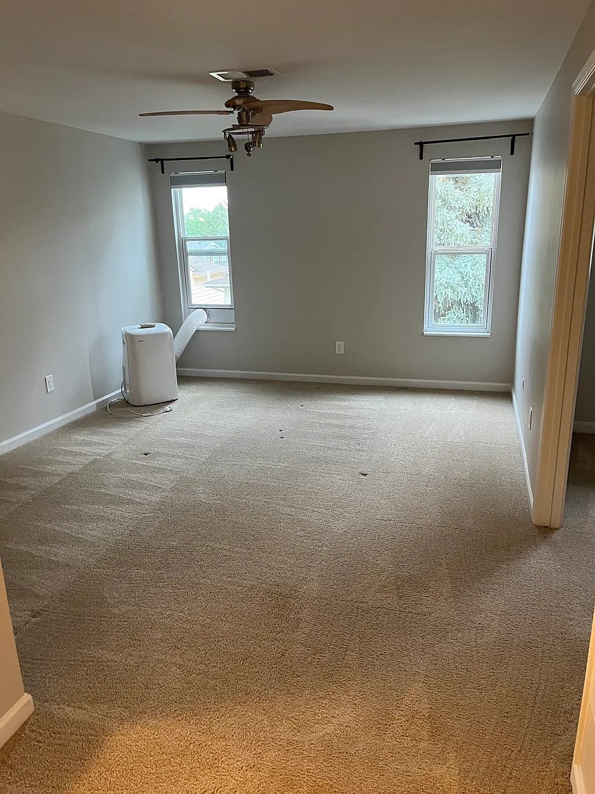 Building Photo - 5576 S Lansing Way