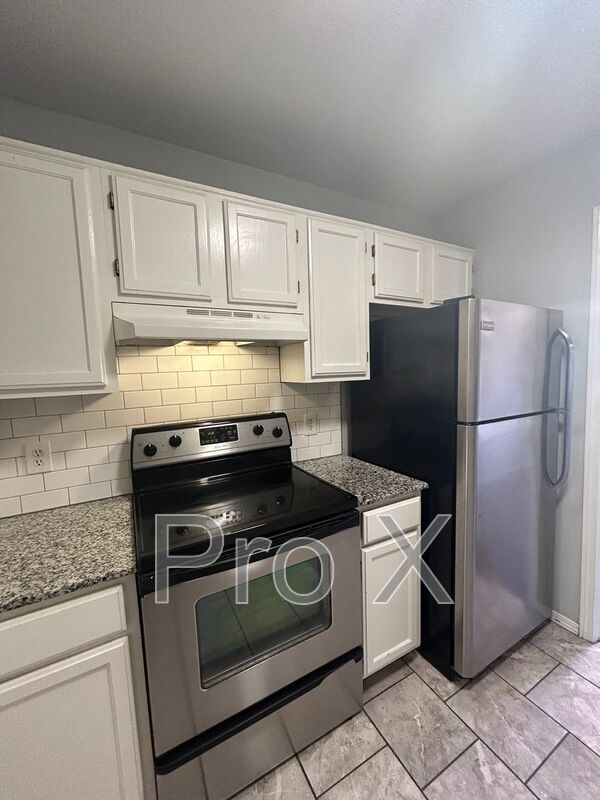 Building Photo - 5707 W Michael Cole Dr