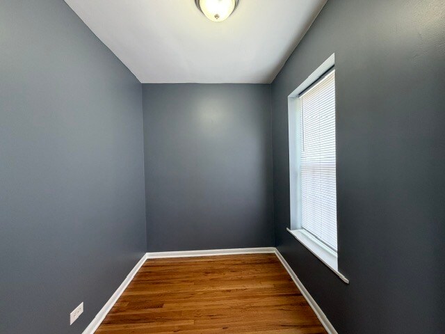 Building Photo - 4741 W Van Buren St