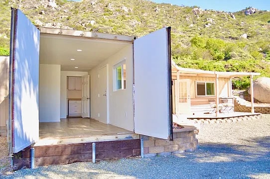 Building Photo - 976 Deer Springs Rd