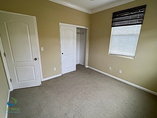 Building Photo - $3995 - 3 Bed/2.5 Bath Two Story Home in D...