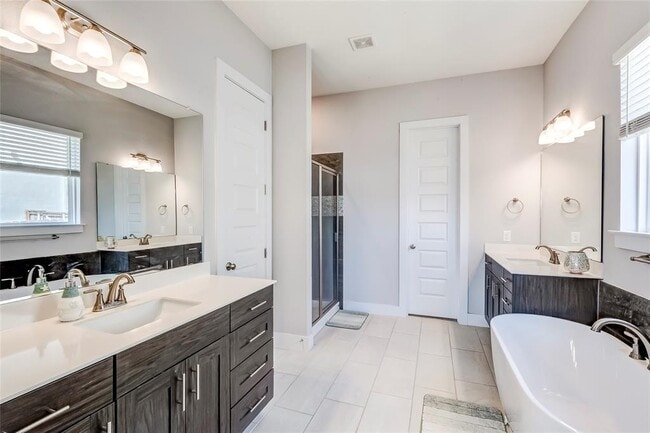 Building Photo - 3020 Sage Ranch Dr