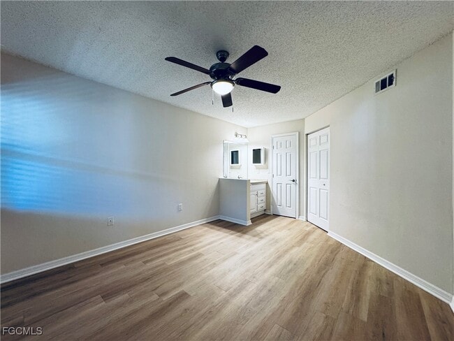 Building Photo - 12700 Equestrian Cir