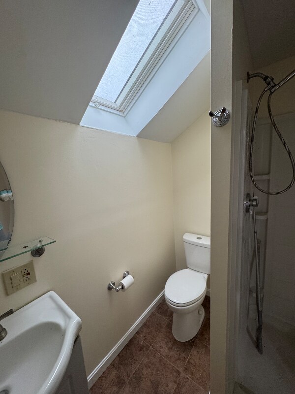 Building Photo - 19 Gooding St