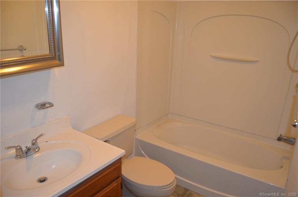 Building Photo - 22 Chamberlain St