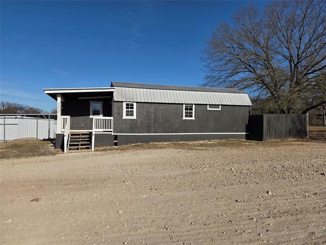 Building Photo - 302 Carson Cir