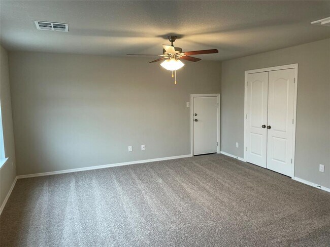 Building Photo - 822 Redinger Ridge Dr