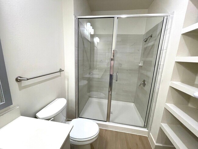 Building Photo - 1350 W Taylor St