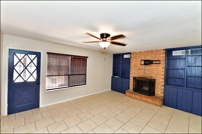 Building Photo - 4504 R J Lunn Ct