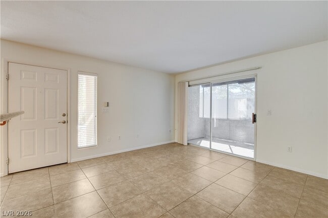 Building Photo - 5710 E Tropicana Ave