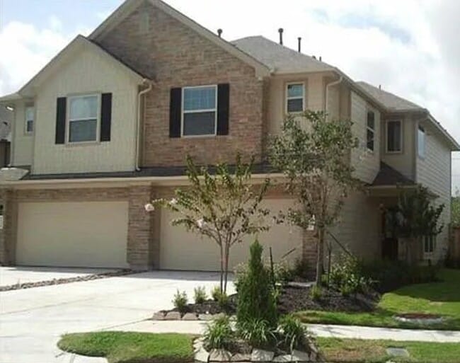Building Photo - 24530 Folkstone Cir