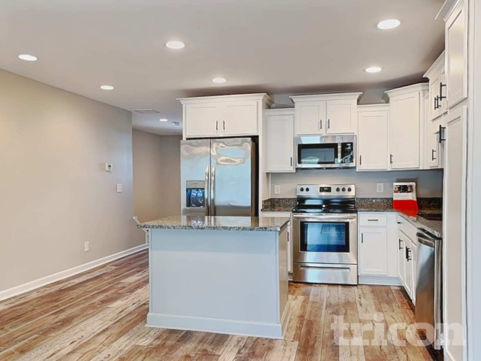 Building Photo - 220 Signature Pl