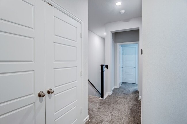 Building Photo - 7551 Millingston Rd