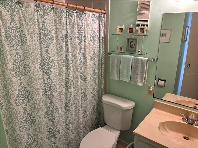 Building Photo - 1437 N Atlantic Ave