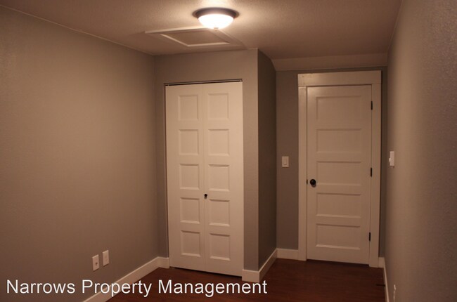 Building Photo - 3 br, 1 bath House - 725 4th Street NW - U...